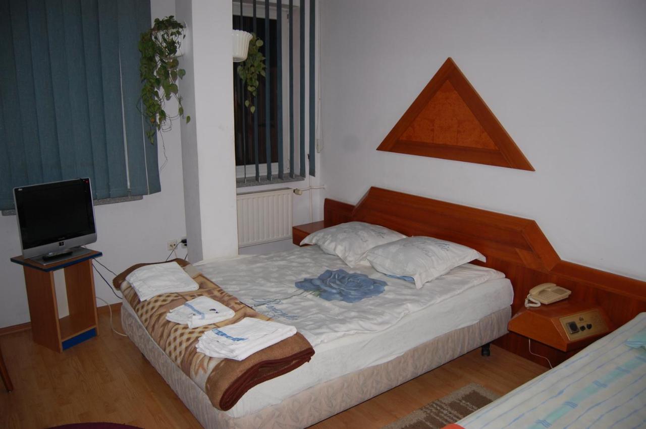 Pod Strzecha Bed & Breakfast Międzyrzecz